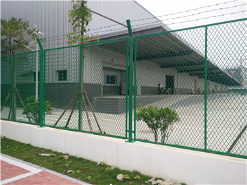 鋼板網護欄 (3) 鋼板網護欄 (3)
