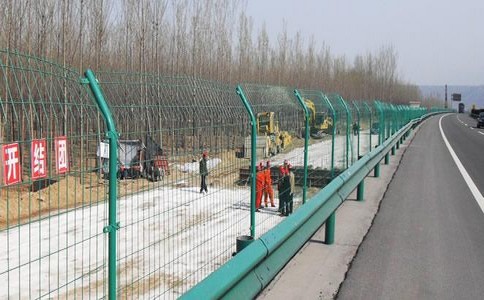 hlw_24.jpg hlw_24.jpg